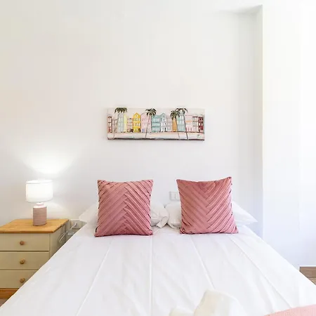 En El Castillo Con Piscina * カレタ・デ・フステ